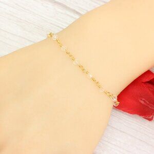 "Trendy Handmade Bracelet – A Thoughtful Gift for Girls & Women | UNVRC1371